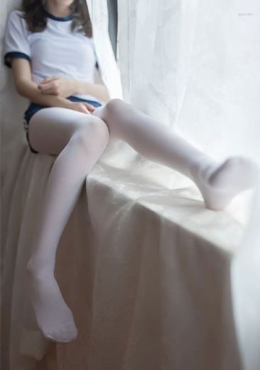 美丽的小蜜桃在线播放_高清神马影院手机在线