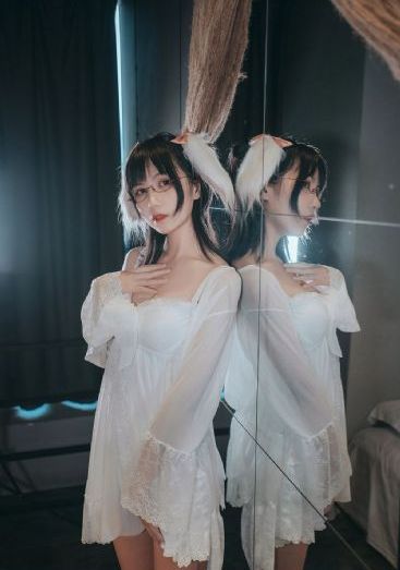 丰满的继母7中文字幕系列_4K完整在线观看