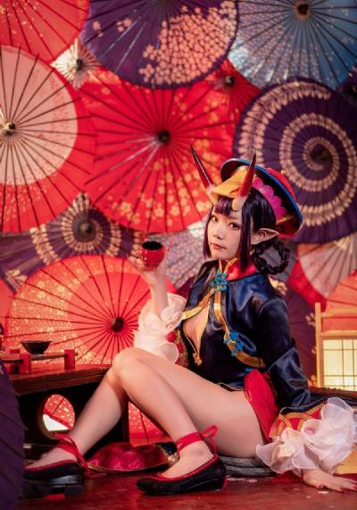 魔尊双性打臀挣扎求饶bl_国语配音超清