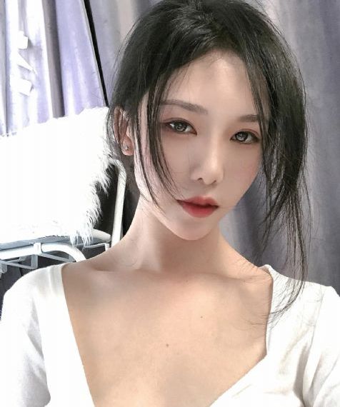 新男人皇宫亚洲男人_蓝光手机在线看