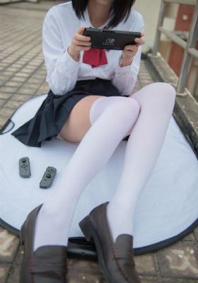 看镜子我们继续_超清超清在线观看